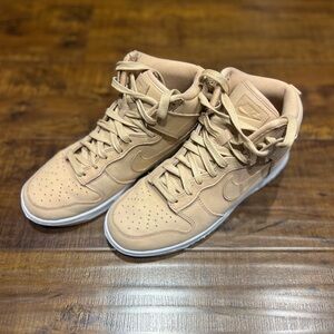 Women’s Nike Dunk High Premium